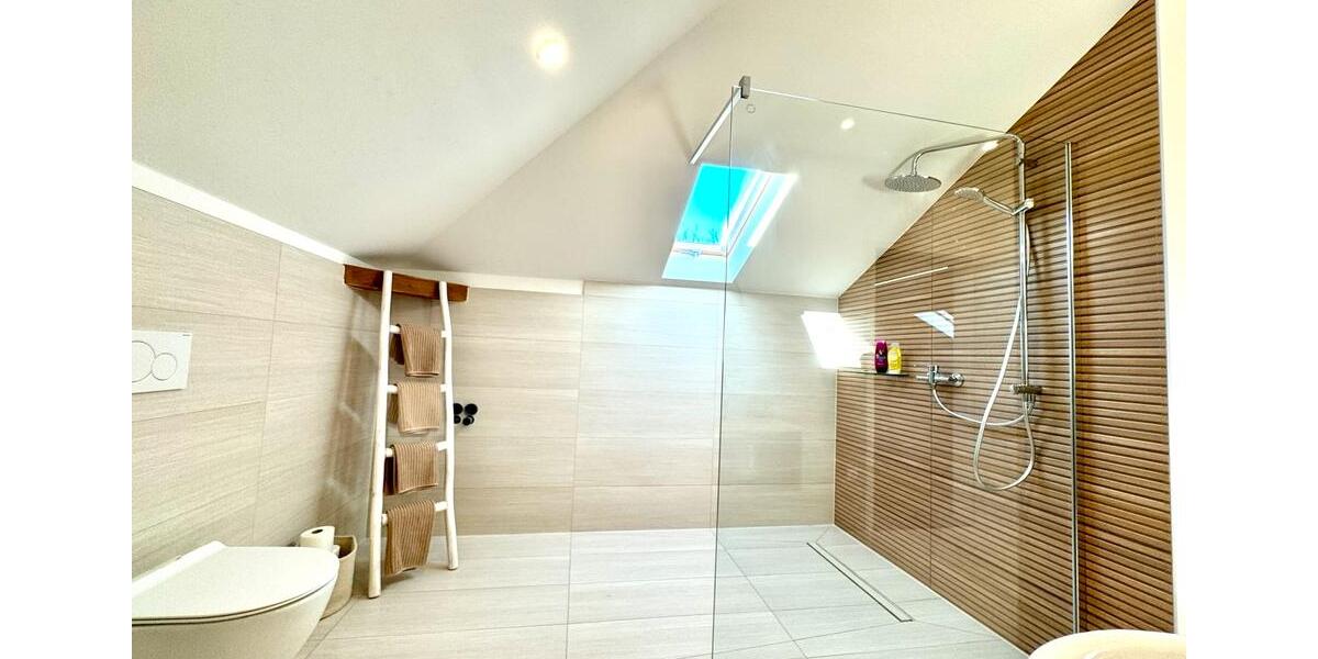 Dachgeschoßwohnung Philippsburg - 2.5 Zimmer, 80 m&sup2;, 1.230&euro; | Angebot:24446774