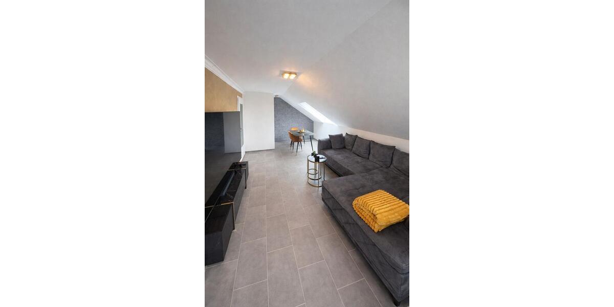 Dachgeschoßwohnung Erbach - 3 Zimmer, 85 m&sup2;, 1.000&euro; | Angebot:26034148