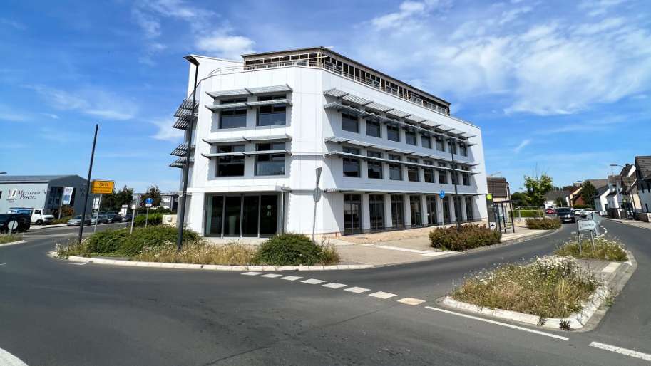 Büro in Hürth 2.000 € 90 m²
