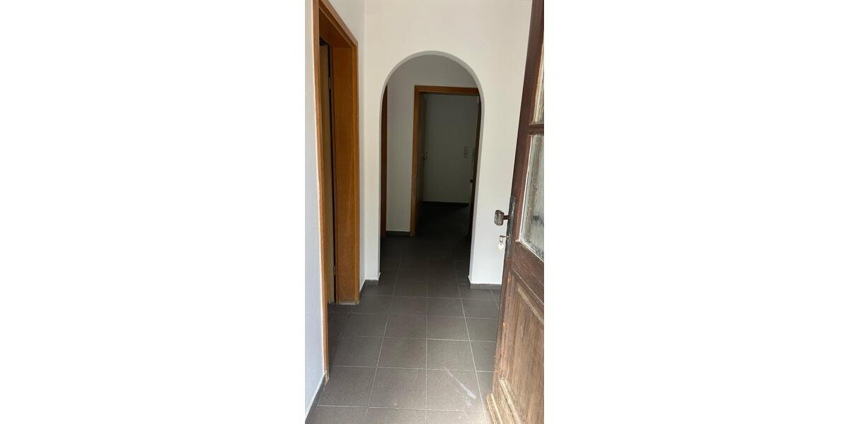 Reihenhaus Kitzingen - 5 Zimmer, 174 m&sup2;, 1.250&euro; | Angebot:26237536