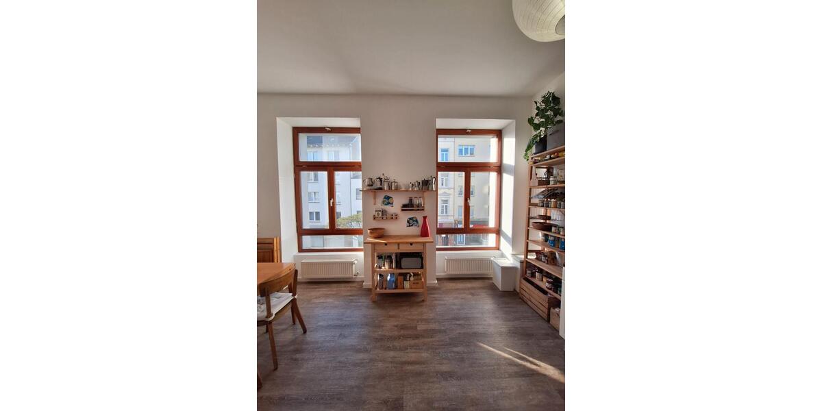 Etagenwohnung Aachen Aachen-Mitte - 2 Zimmer, 73 m&sup2;, 1.160&euro; | Angebot:26606760