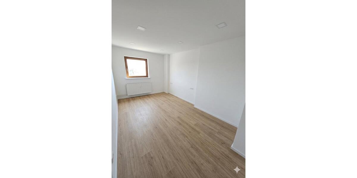 Dachgeschoßwohnung Nienburg (Weser) - 3 Zimmer, 105 m&sup2;, 997&euro; | Angebot:26330386