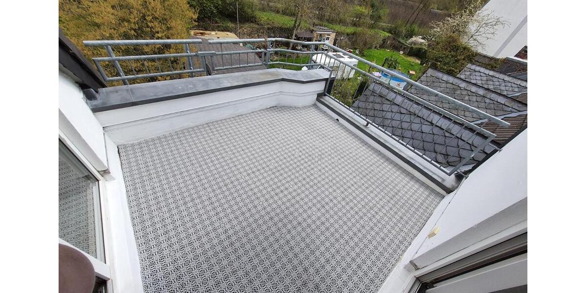 Dachgeschoßwohnung Mechernich - 2 Zimmer, 81 m&sup2;, 960&euro; | Angebot:24327655