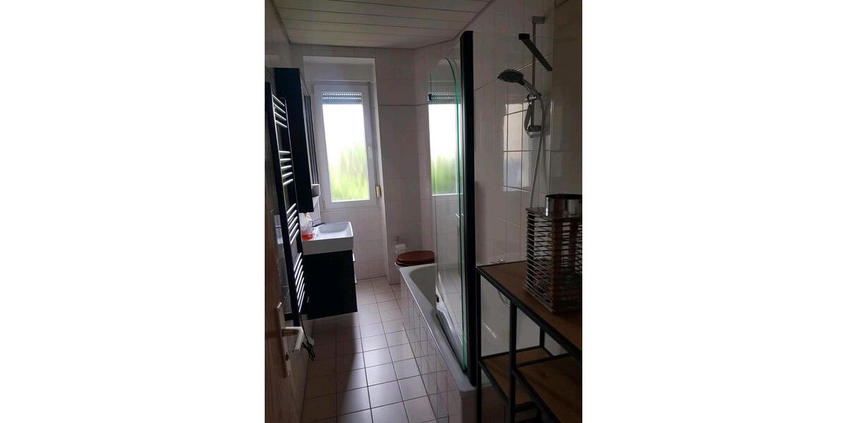 Erdgeschoßwohnung Wuppertal Unterbarmen - 2 Zimmer, 63 m&sup2;, 560&euro; | Angebot:26691987