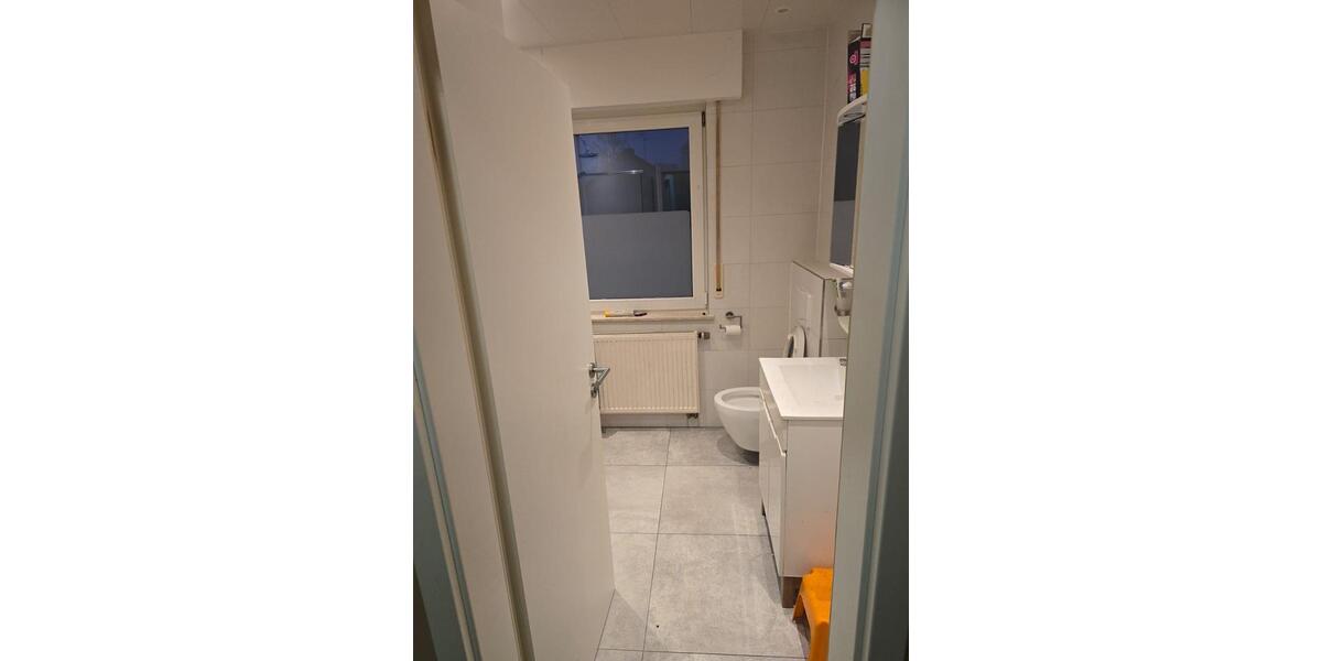 Wohnen auf Zeit Bad Salzuflen Biemsen-Ahmsen - 3 Zimmer, 92 m&sup2;, 15&euro; | Angebot:25910813
