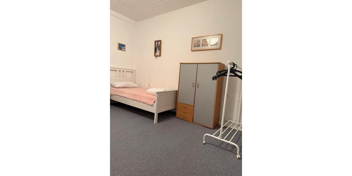 Wohnen auf Zeit Erkelenz - 3 Zimmer, 70 m&sup2;, 370&euro; | Angebot:26628628