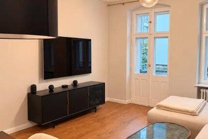 Wohnung Berlin Mitte - 2 Zimmer, 67 m&sup2;, 700&euro; | Angebot:27692262