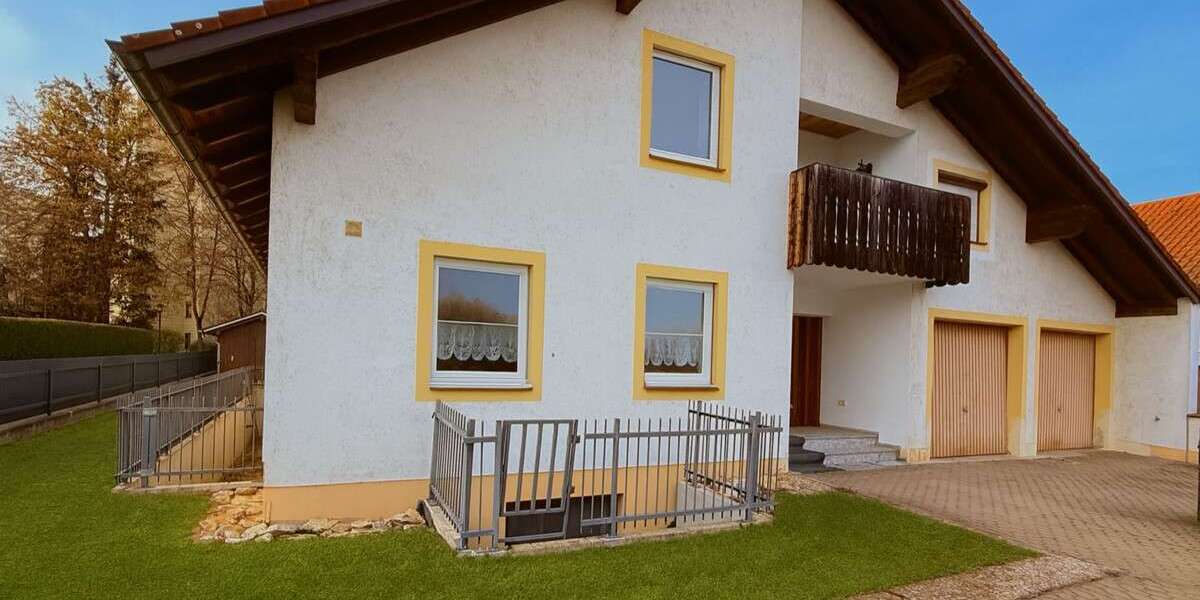 Wohnung zum Mieten in Neutraubling 1.170 € 120 m² 4.5 zimmer