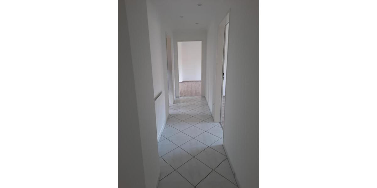 Etagenwohnung Nienhagen - 3.5 Zimmer, 83 m&sup2;, 850&euro; | Angebot:23835964