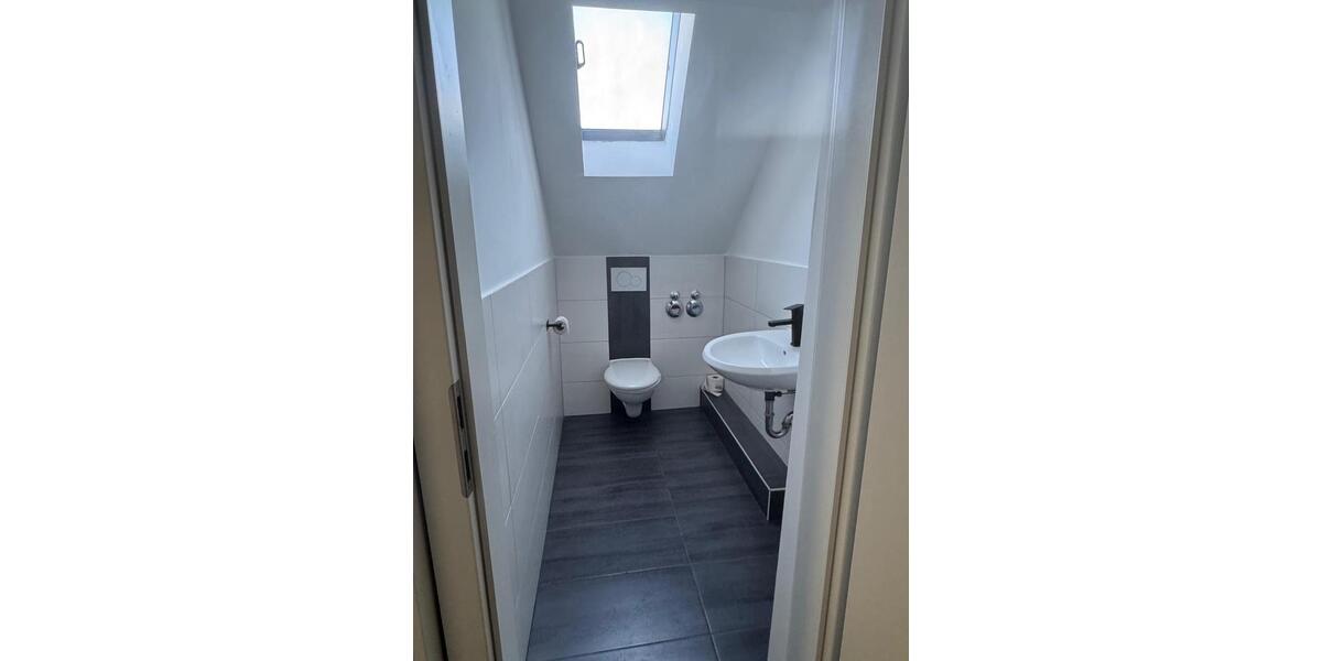 Dachgeschoßwohnung Germersheim - 1 Zimmer, 45 m&sup2;, 600&euro; | Angebot:26163145