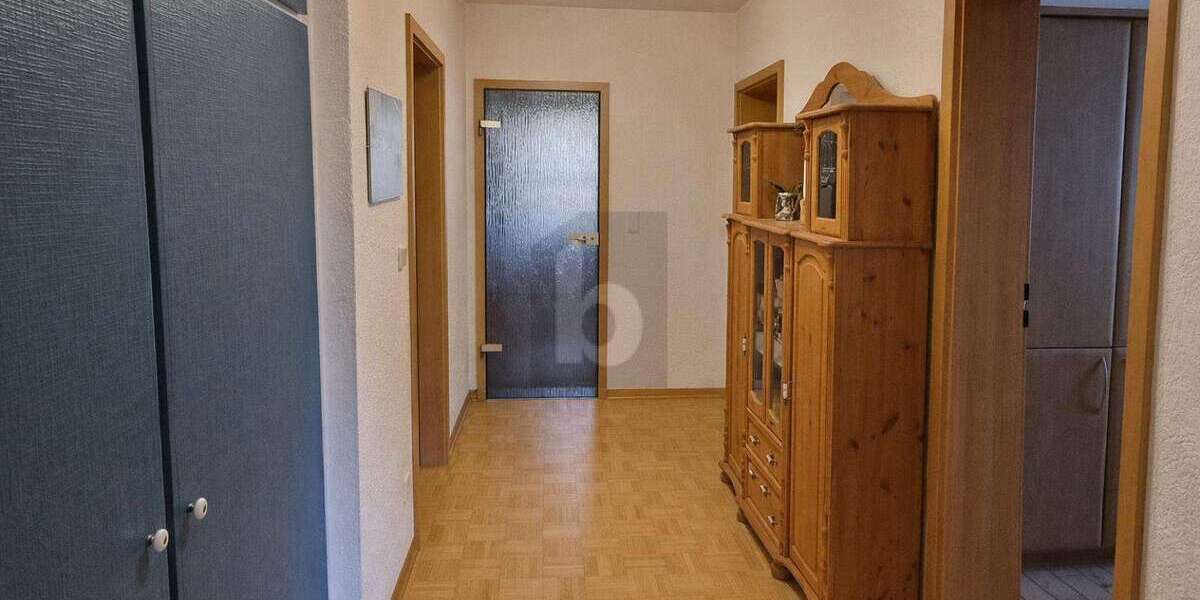 Etagenwohnung Essen Stadtbezirk IV - 3 Zimmer, 81 m&sup2;, 810&euro; | Angebot:25203183