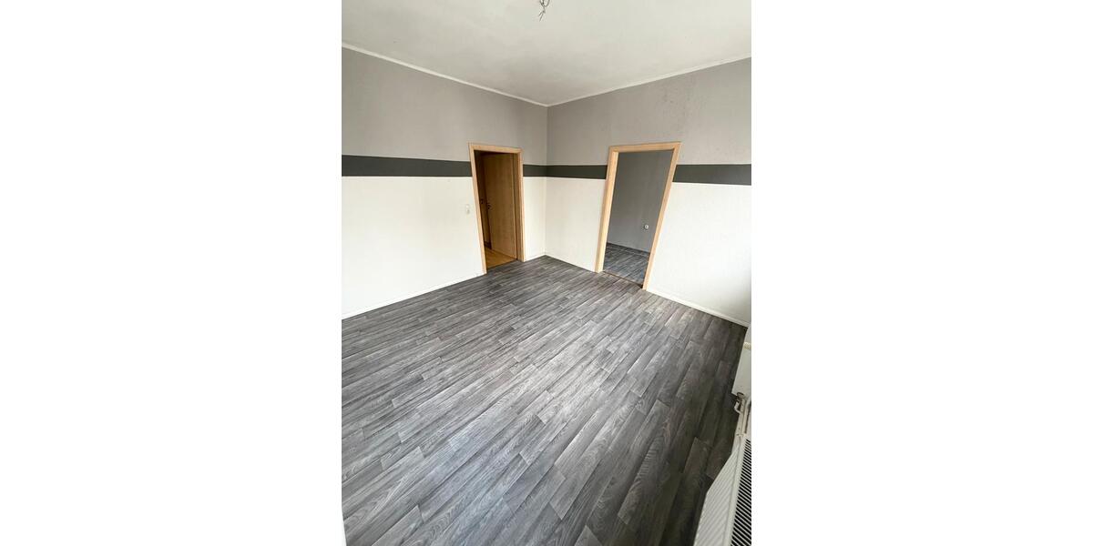 Einfamilienhaus Schleswig - 7 Zimmer, 120 m&sup2;, 1.600&euro; | Angebot:26004435