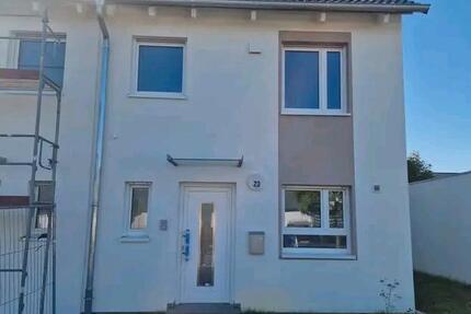 Reihenhaus mit Dachstudio und Terasse Garten 4 zimmer