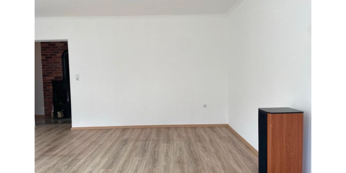 Erdgeschoßwohnung Callbach - 3 Zimmer, 89 m&sup2;, 1.250&euro; | Angebot:25945933