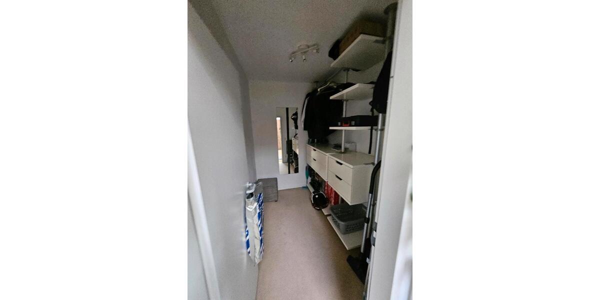 Dachgeschoßwohnung Wolfsburg - 2.5 Zimmer, 64 m&sup2;, 810&euro; | Angebot:26552090
