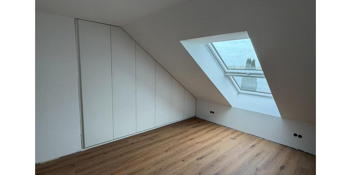 Dachgeschoßwohnung Fahrdorf - 3 Zimmer, 92 m&sup2;, 1.525&euro; | Angebot:25931741