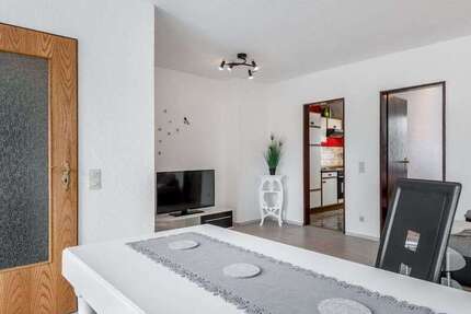 Wohnen auf Zeit in Düsseldorf 1.150 € 2 zimmer