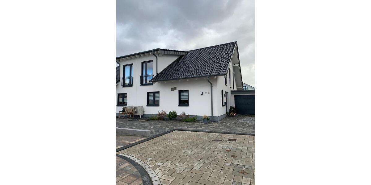 Etagenwohnung Meckenheim - 4 Zimmer, 142 m&sup2;, 1.845&euro; | Angebot:26691994