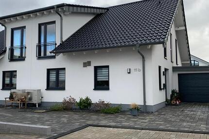 Wohnung Meckenheim - 4 Zimmer, 142 m&sup2;, 1.845&euro; | Angebot:26691994