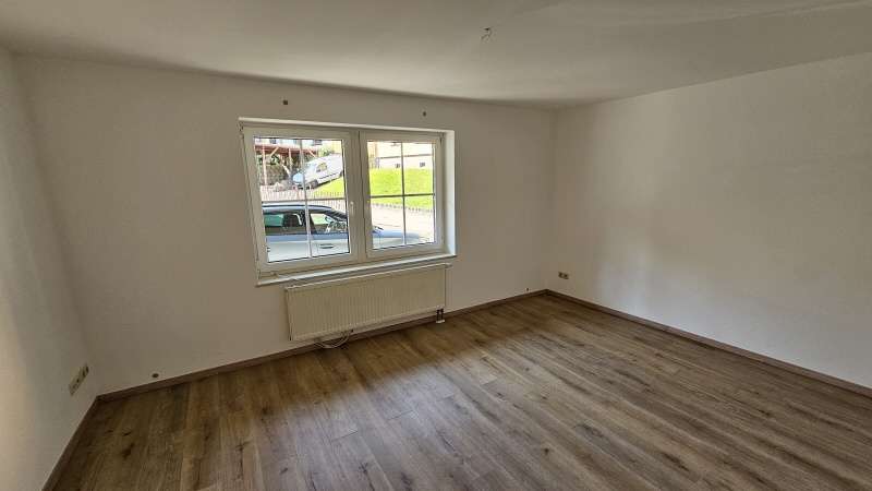 Etagenwohnung Nossen Rhäsa - 2 Zimmer, 62 m&sup2;, 400&euro; | Angebot:27180486