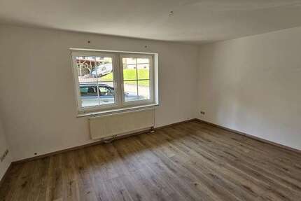 Wohnung Nossen Rhäsa - 2 Zimmer, 62 m&sup2;, 400&euro; | Angebot:27180486