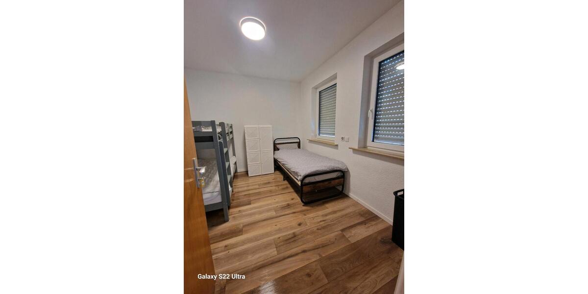 Wohnen auf Zeit Mönchengladbach West - 3 Zimmer, 130 m&sup2;, 12&euro; | Angebot:26329641