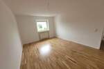 Etagenwohnung Burghausen - 3 Zimmer, 75 m&sup2;, 850&euro; | Angebot:24036027