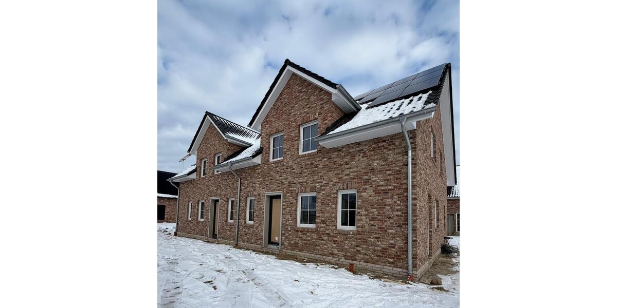 Doppelhaushälfte Cloppenburg - 4 Zimmer, 127 m&sup2;, 1.650&euro; | Angebot:24842681