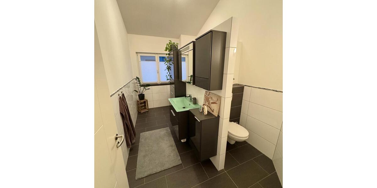 Exklusive Penthousewohnung mit Balkon, Garage & hohen Decken in Edenkoben 3 zimmer