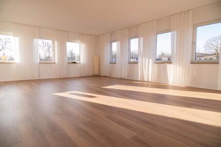 Gewerbeobjekt Altenholz - 200&euro; | Angebot:25865226