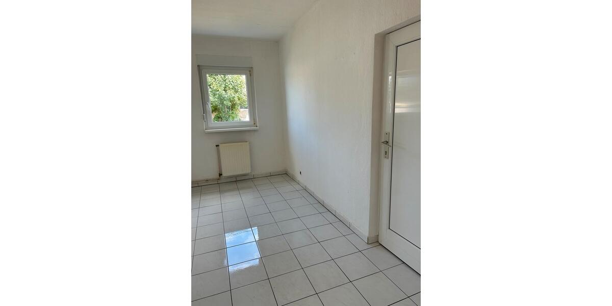 Erdgeschoßwohnung Milower Land - 4 Zimmer, 77 m&sup2;, 506&euro; | Angebot:26703698