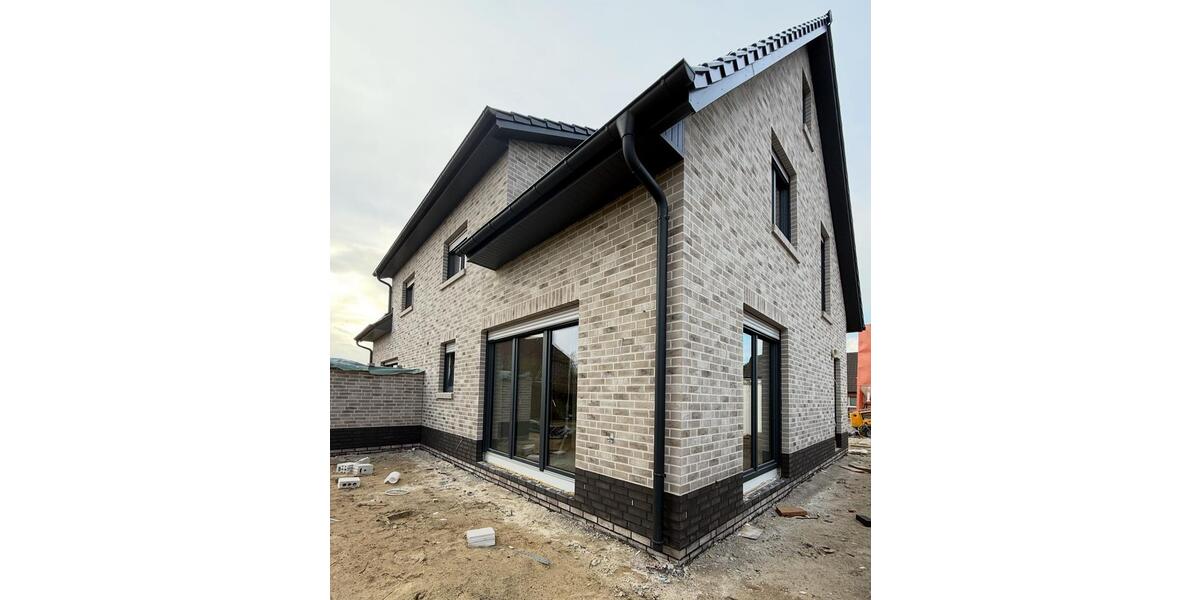 Doppelhaushälfte Wildeshausen - 4 Zimmer, 120 m&sup2;, 1.450&euro; | Angebot:26035557