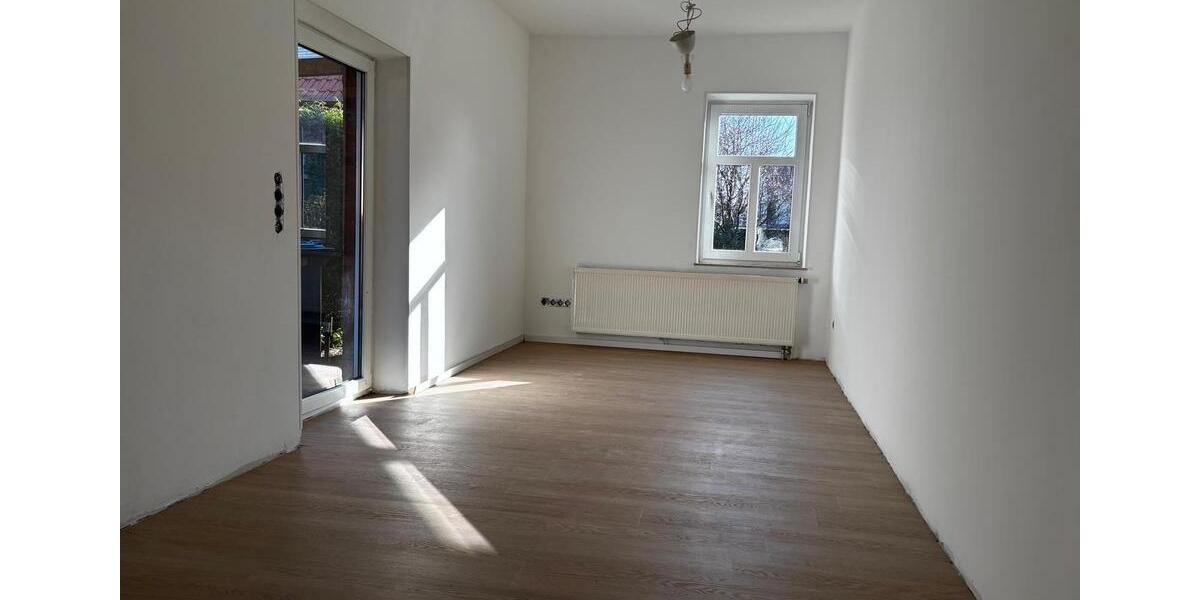 Einfamilienhaus Upgant-Schott Schott - 3 Zimmer, 86 m&sup2;, 750&euro; | Angebot:26043146