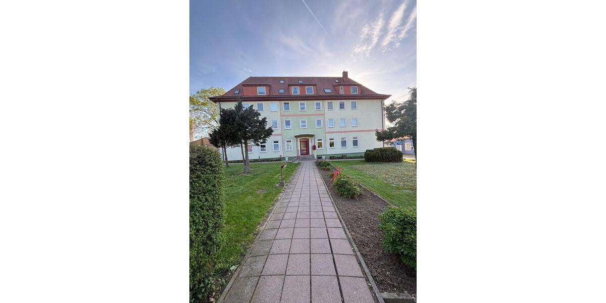 Erdgeschoßwohnung Wallhausen - 3 Zimmer, 87 m&sup2;, 480&euro; | Angebot:26339600