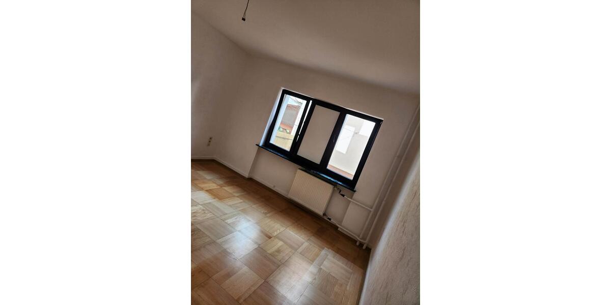 Erdgeschoßwohnung Friedberg (Hessen) - 3 Zimmer, 75 m&sup2;, 1.250&euro; | Angebot:26592066
