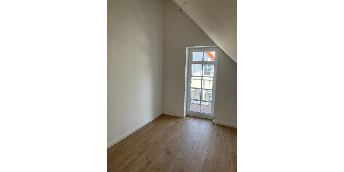 Dachgeschoßwohnung Fürstenwalde (Spree) - 2 Zimmer, 61 m&sup2;, 801&euro; | Angebot:25710613