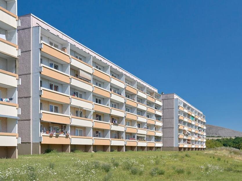Großzügige 2-Zimmer-Wohnung mit Sonnenbalkon in Eisleben
