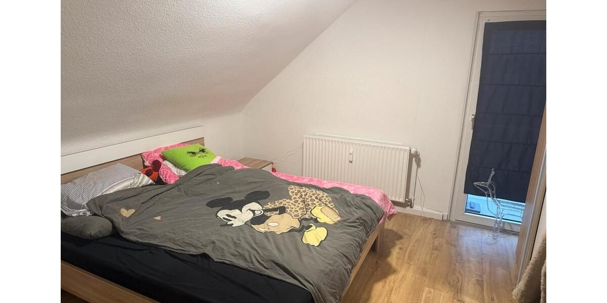 Dachgeschoßwohnung Bischofsheim - 2 Zimmer, 39 m&sup2;, 600&euro; | Angebot:25444868