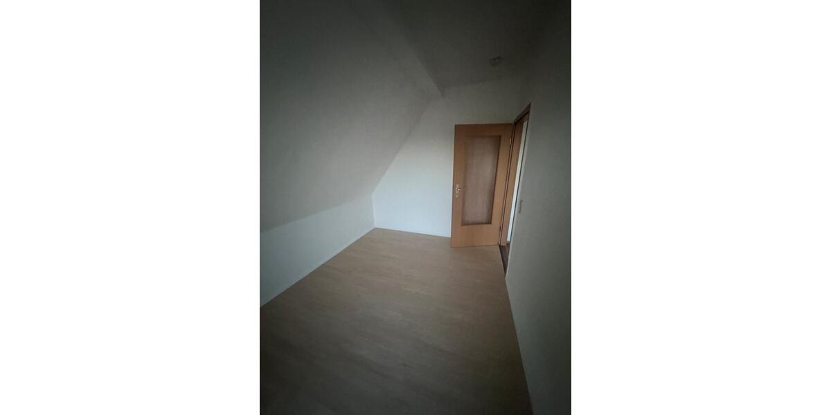 Etagenwohnung Elsterheide - 2 Zimmer, 50 m&sup2;, 250&euro; | Angebot:25552622