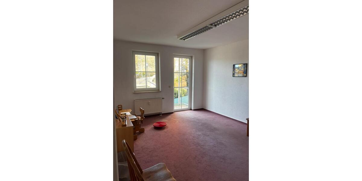 Erdgeschoßwohnung Wissen - 1 Zimmer, 97 m&sup2;, 700&euro; | Angebot:25994776