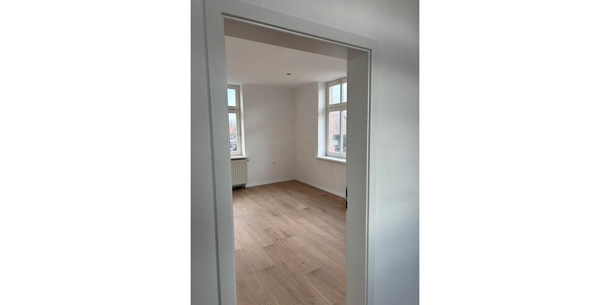 Kernsanierte Wohnung zu vermieten 4 zimmer