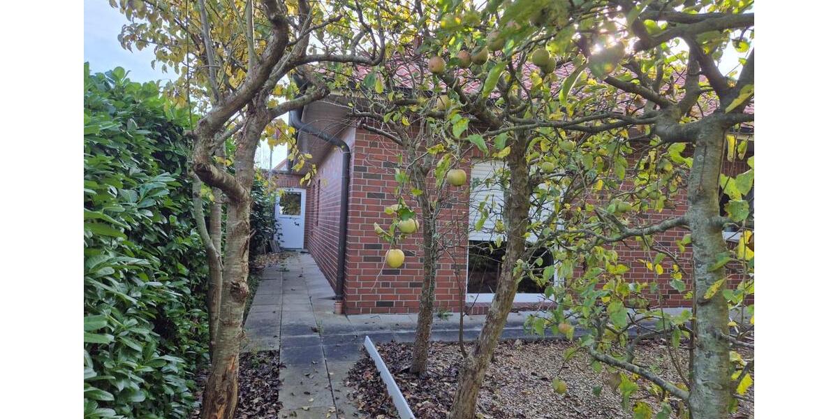 Einfamilienhaus Emden - 3 Zimmer, 107 m&sup2;, 1.200&euro; | Angebot:24842679