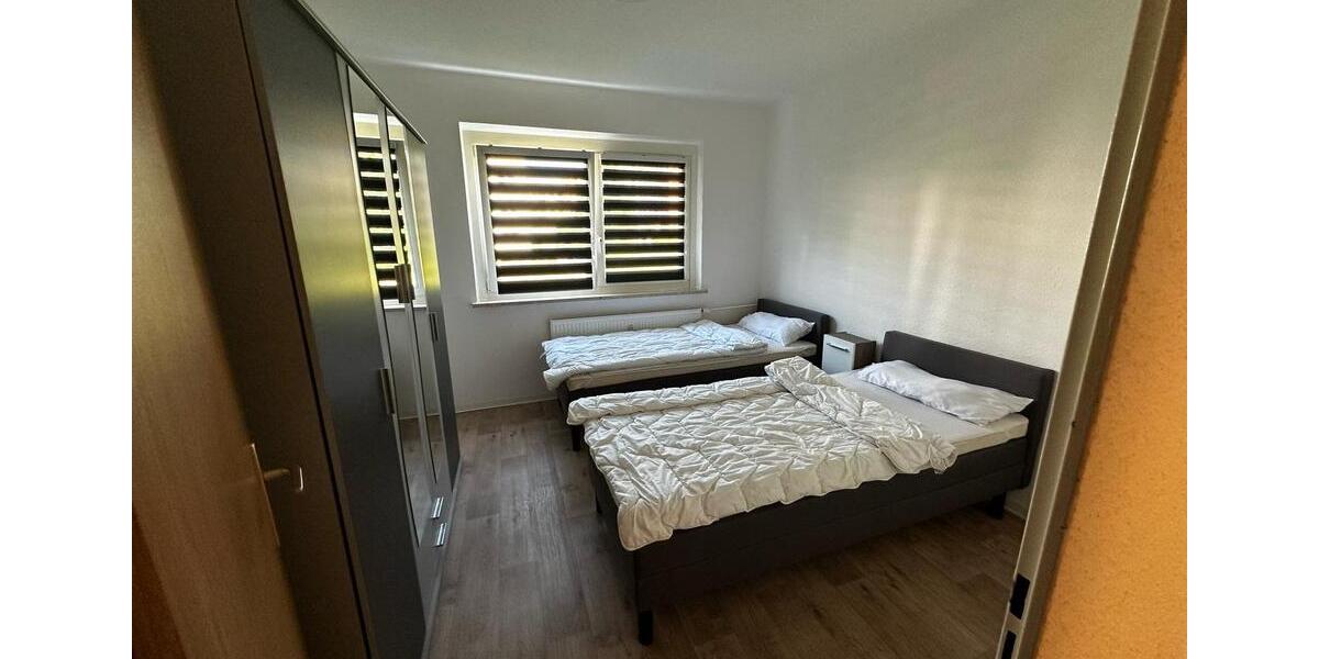 Etagenwohnung Rostock Gehlsdorf - 3 Zimmer, 70 m&sup2;, 100&euro; | Angebot:25806564