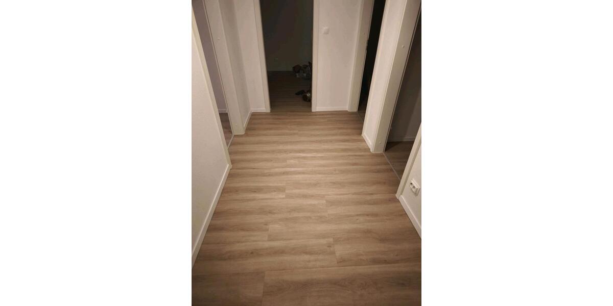 Erdgeschoßwohnung Laatzen - 3 Zimmer, 78 m&sup2;, 1.000&euro; | Angebot:24671005