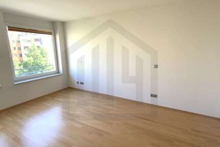 Wohnung Karlsruhe / Südstadt Südstadt - 3 Zimmer, 77 m&sup2;, 1.270&euro; | Angebot:25256016