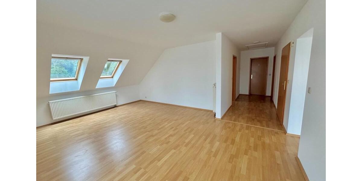 Dachgeschoßwohnung Bad Saarow - 3 Zimmer, 95 m&sup2;, 1.160&euro; | Angebot:24374882