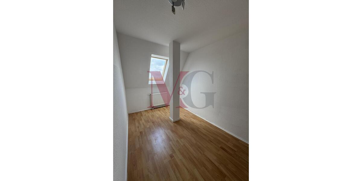 Dachgeschoßwohnung Wilhelmshaven - 4 Zimmer, 80 m&sup2;, 630&euro; | Angebot:26478274
