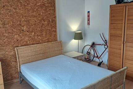 Wohnen auf Zeit Düsseldorf Oberbilk - 1 Zimmer, 18 m&sup2;, 645&euro; | Angebot:26578277