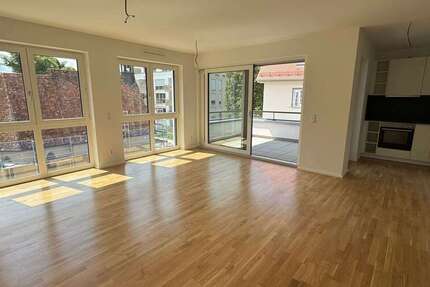 Wohnung Nürtingen - 3 Zimmer, 88 m&sup2;, 1.430&euro; | Angebot:25237977