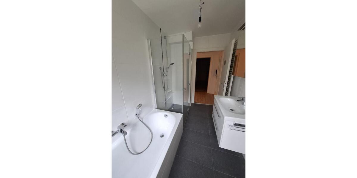 Erdgeschoßwohnung Würzburg Dürrbachau - 4 Zimmer, 106 m&sup2;, 1.500&euro; | Angebot:26533142